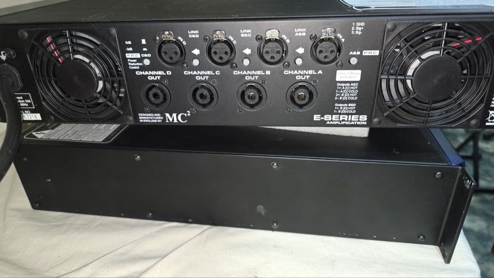 Усилитель мощности TURBOSOUND T45  Англия