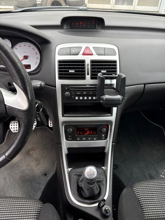 Peugeot 307 CC 1.6i 16V – Фейслифт / Кабриолет