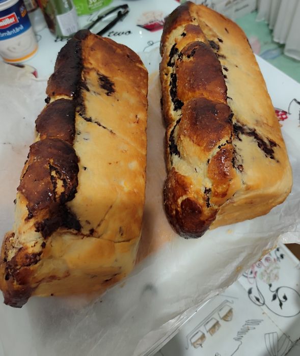 Fac cozonaci delicioși și plăcinte