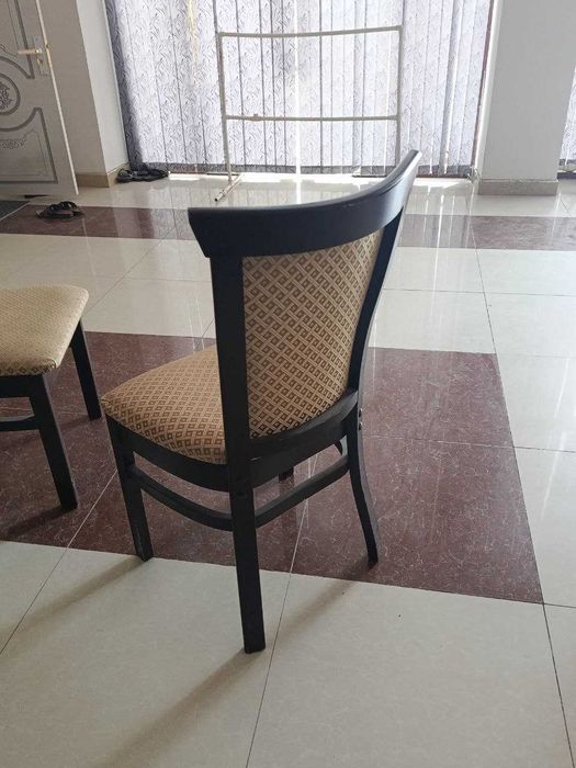 стулья из туйханы 400 - 500 шт продаётся, в розницу или оптом