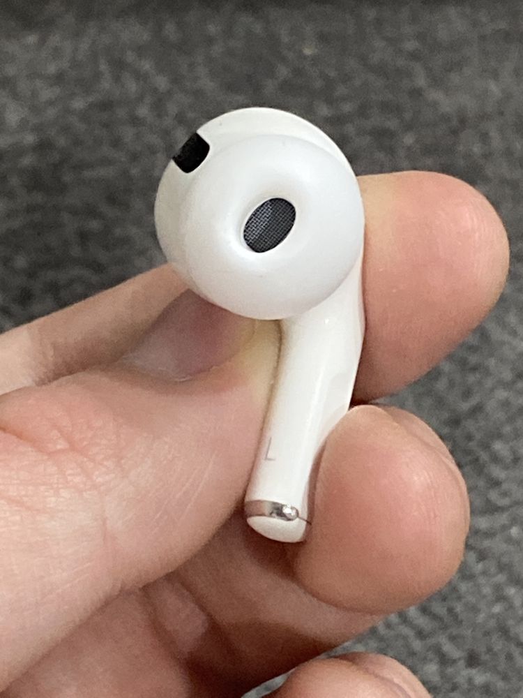 AirPods Pro оригинал (без кейса)