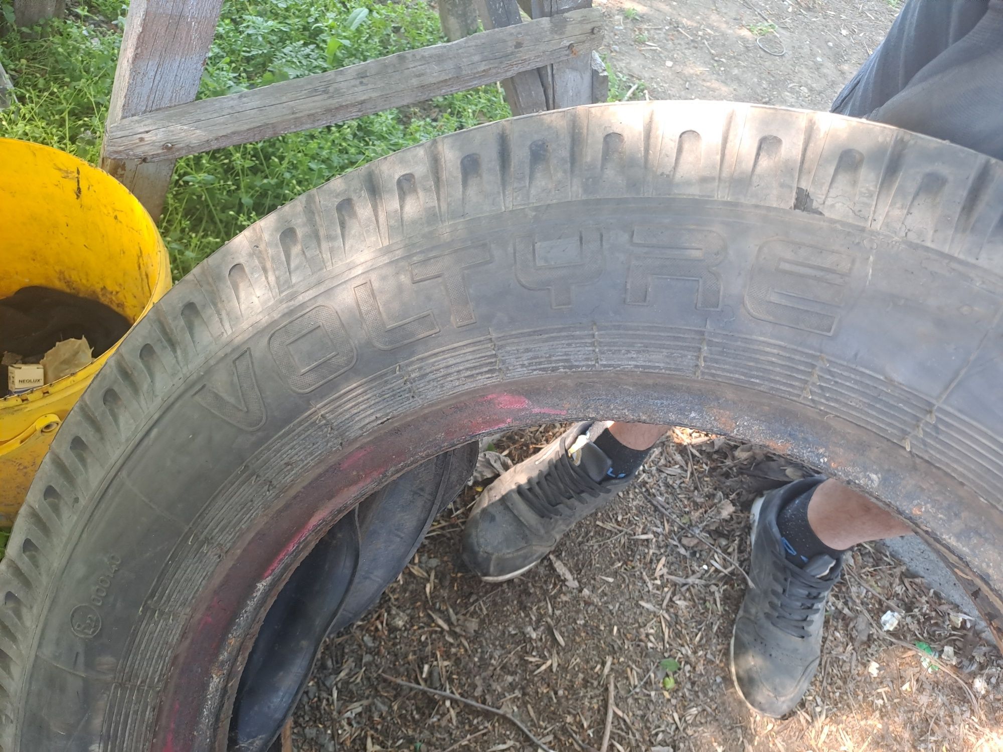 6.50-20" гуми за трактор  ЮМЗ, Болгар
