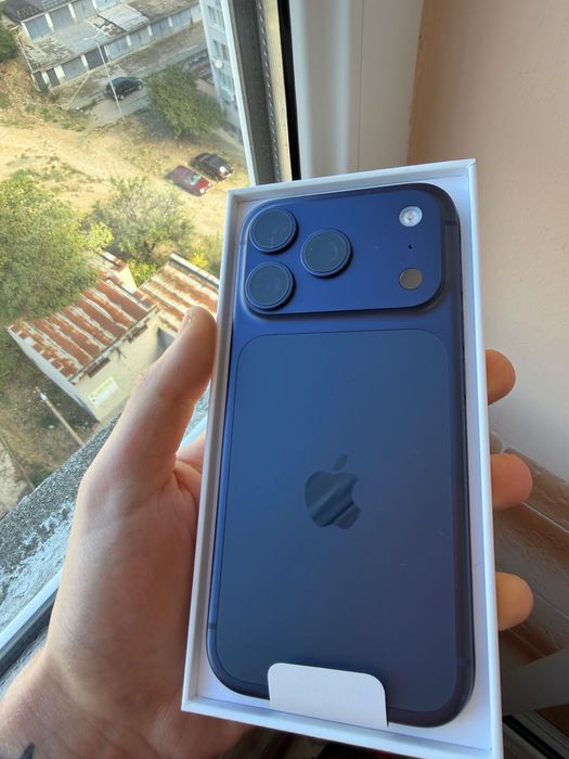 Продавам Iphone 17 Pro 256GB - Закупен от САЩ