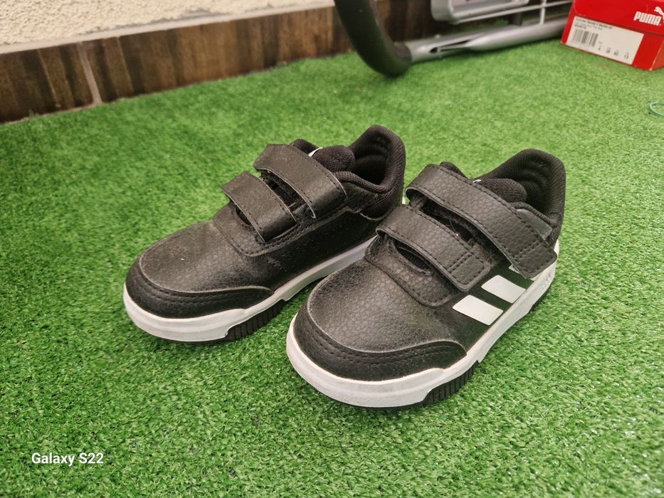 Маратонки ADIDAS & PUMA