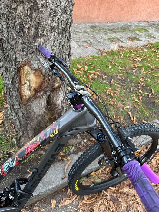 Карбоново ендуро Evil Insurgent 29