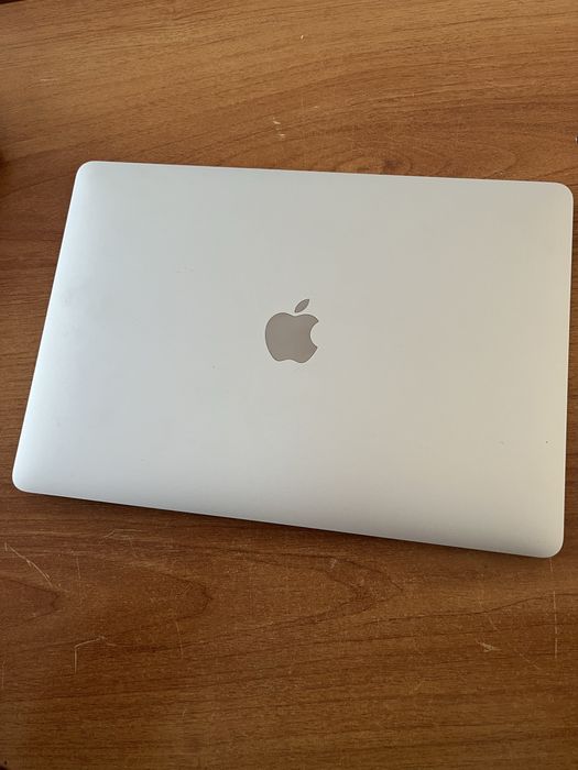 Macbook Air 13 Б/У