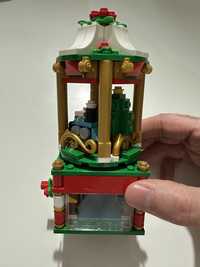 LEGO Christmas Carousel 75957, 251 piese