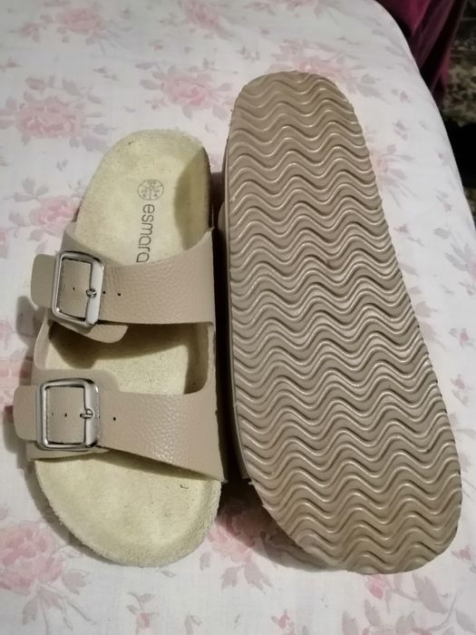Papuci esmara noi