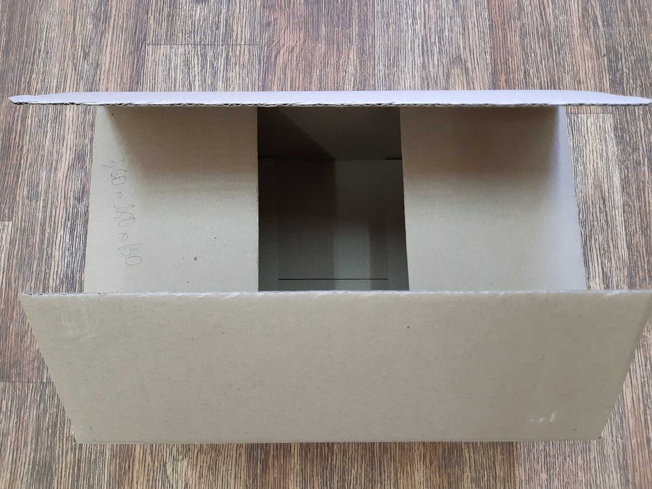 Продам коробки картонные новые.