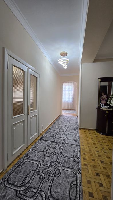 Сдается просторная квартира 5/5/7 "Хадра"