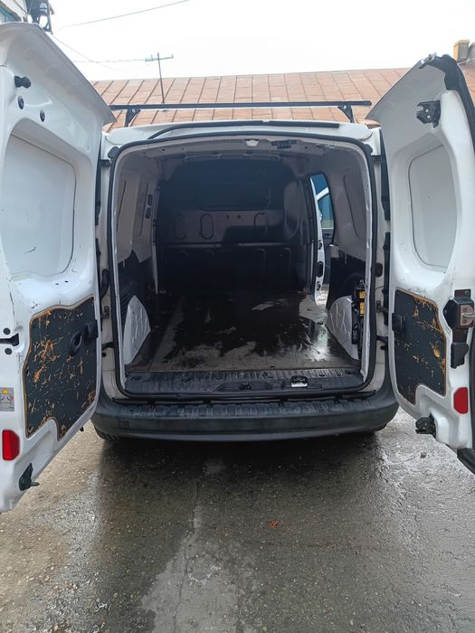 Vând Renault cangoo 2014