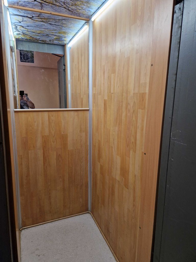 Продава се Тристаен апартамент в София, Красна поляна 1 - 66 кв.м за 3182 €/кв.м - Снимка #15