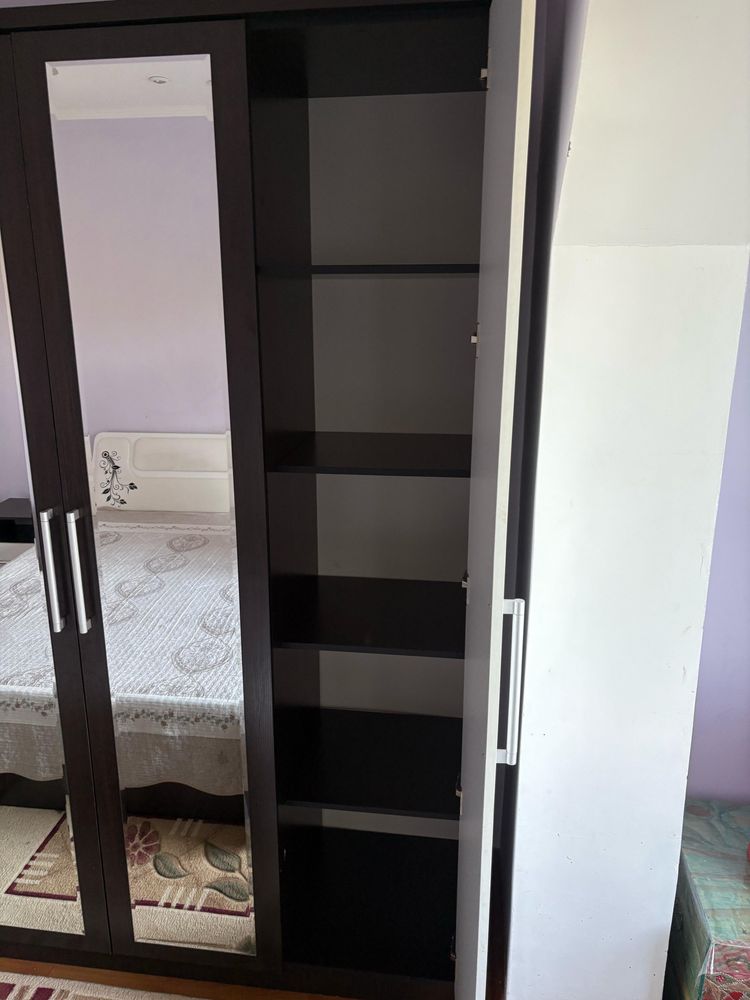 Продается спальная мебель