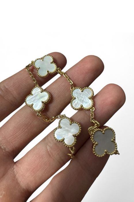 Bratara Van Cleef & Arpels Aur cu Alb