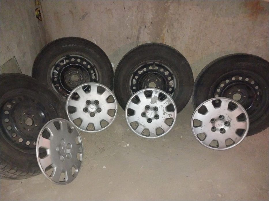 Продам шины с дисками