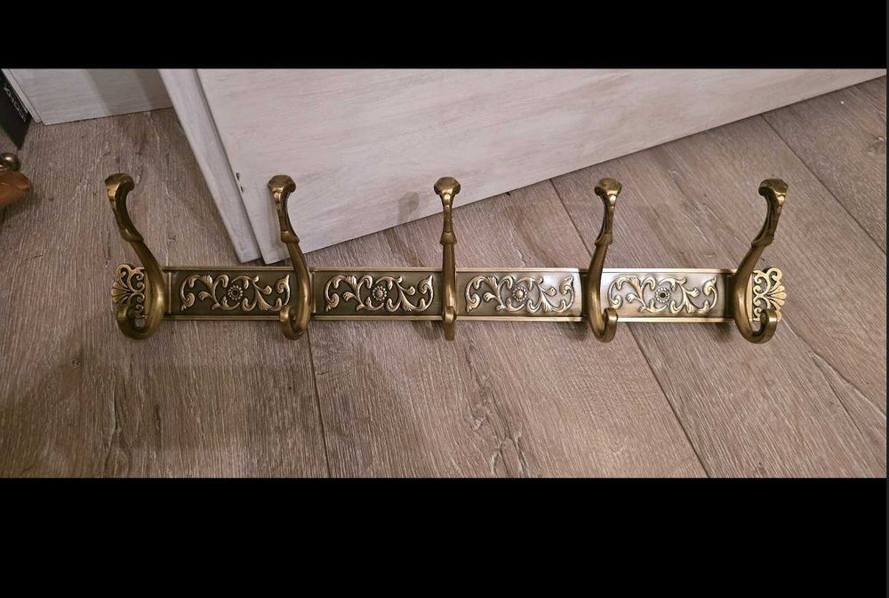 Алуминиева закачалка в бароков стил, 39см