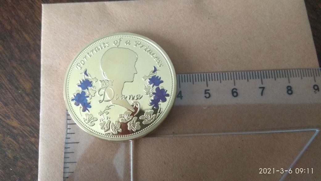 Сувенирна монета с принцеса Даяна