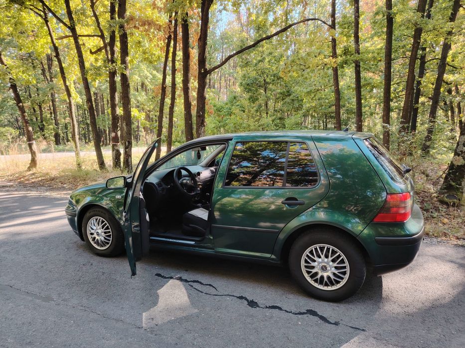 Vand golf 4 an 2002