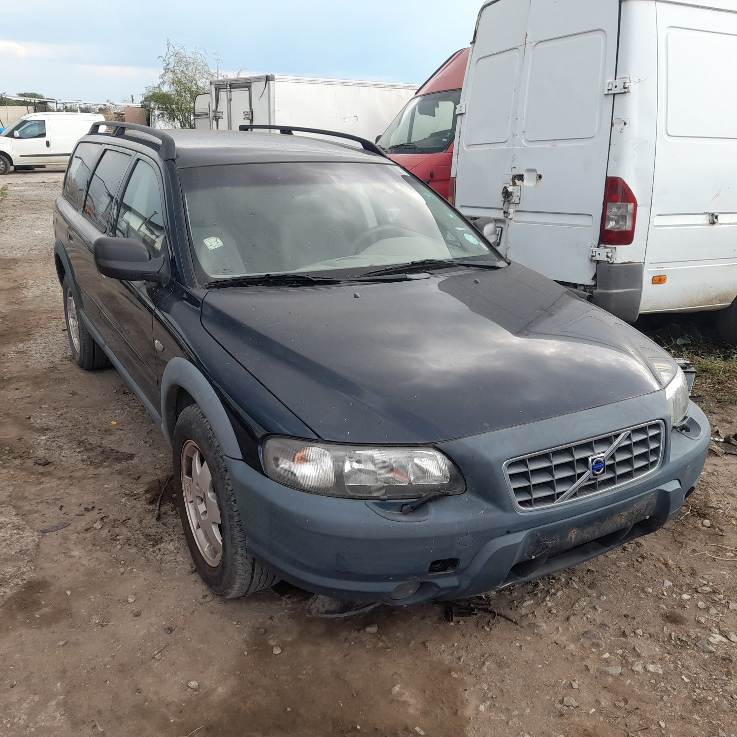 Volvo XC70 на части