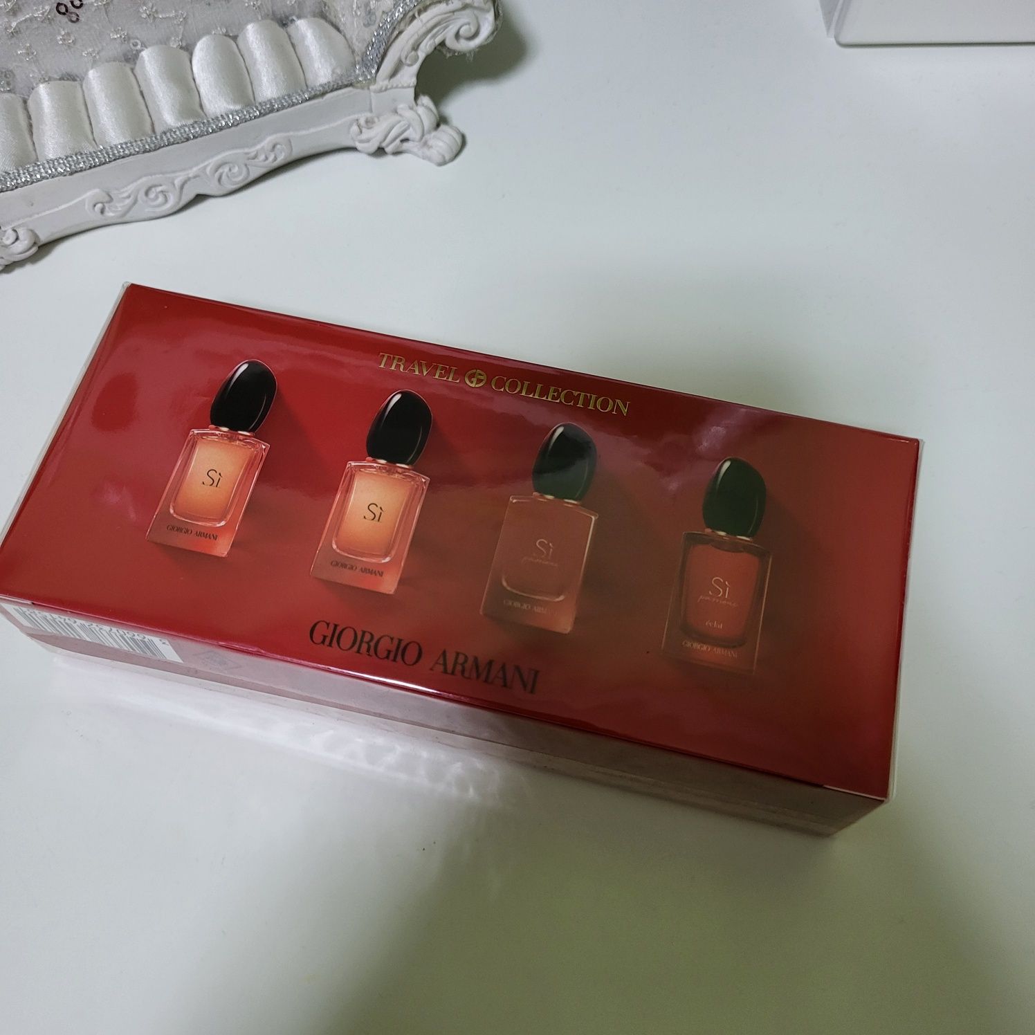 Set miniaturi parfum Armani pentru femei