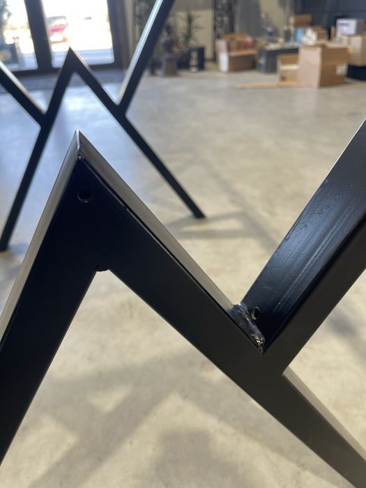 Маса / крака за маса / основа за маса без плот