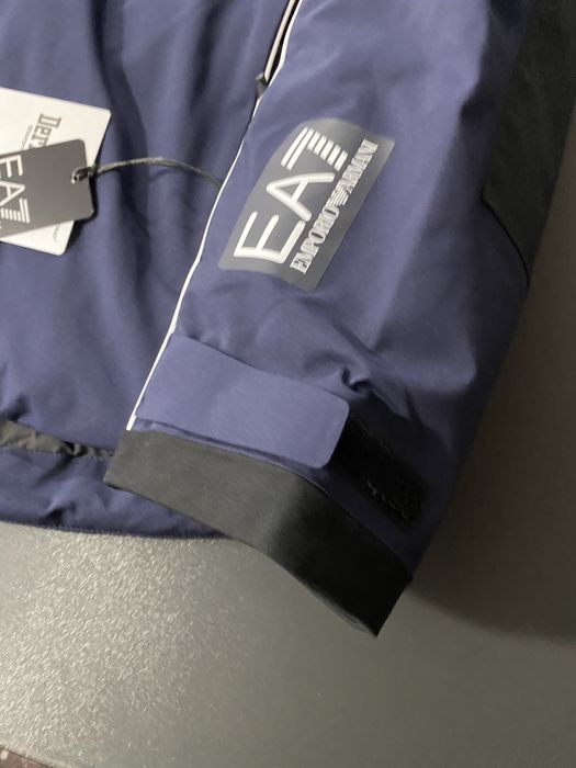 Geaca Ski Armani EA7 Italia Ski Team Marime L Nou