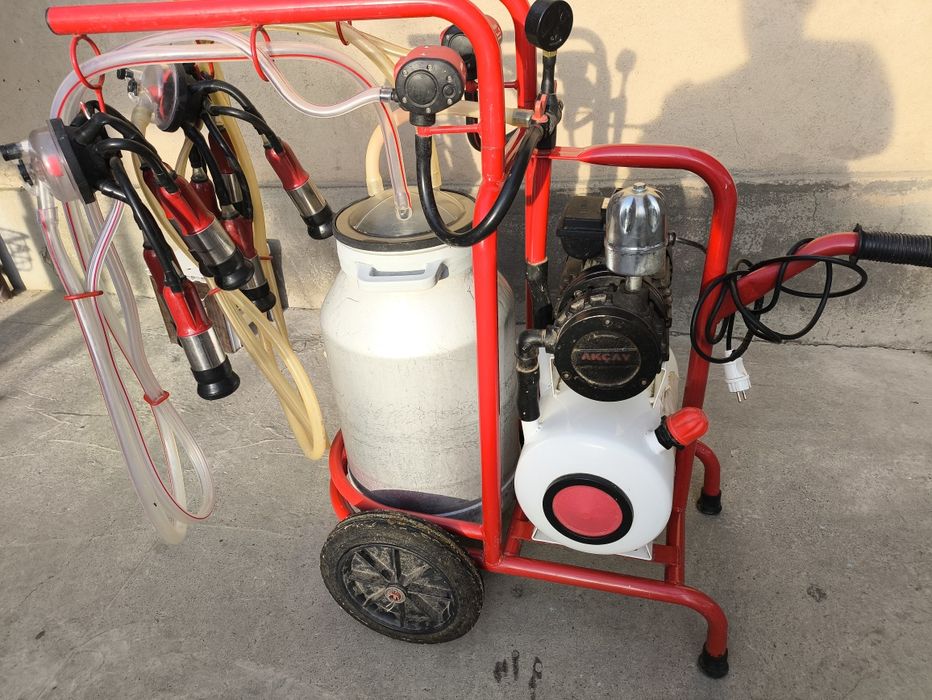 Продаются доильный аппарат