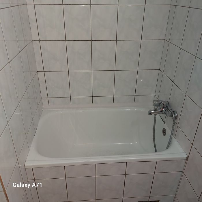 Inchiriez Garsoniera Zona Cet