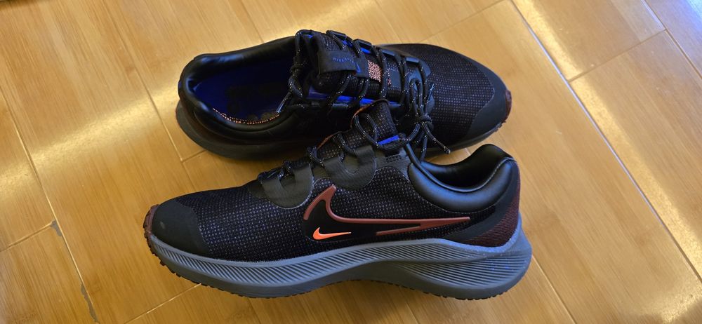 Nike zoom winflo 8 Shield 42,5