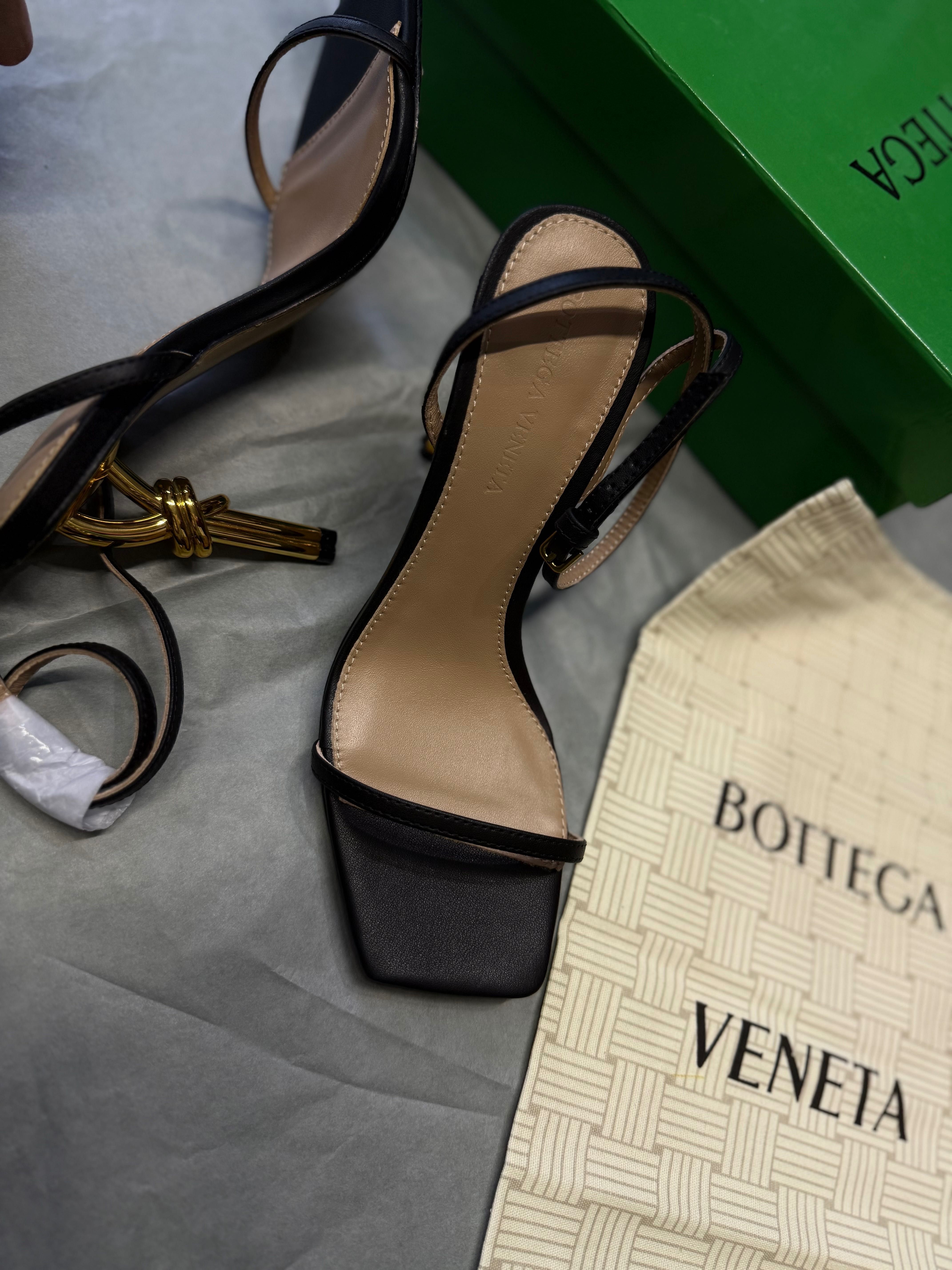Сандали Bottega Veneta knot