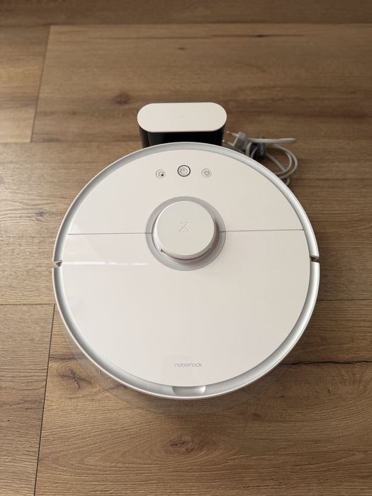 ТОП ЦЕНА! Прахосмукачка робот Roborock S5 - сухо и мокро почистване