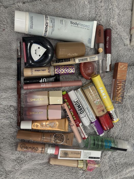 Лот гримове - benefit , Jeffree star, tarte, kiko,nyx , sheglam