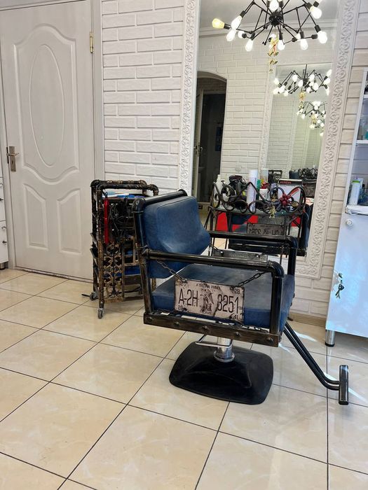 Кресло для парихмахеров
