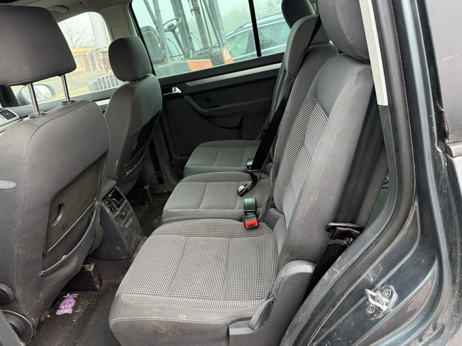 W touran на части 2.0 тди 136 коня