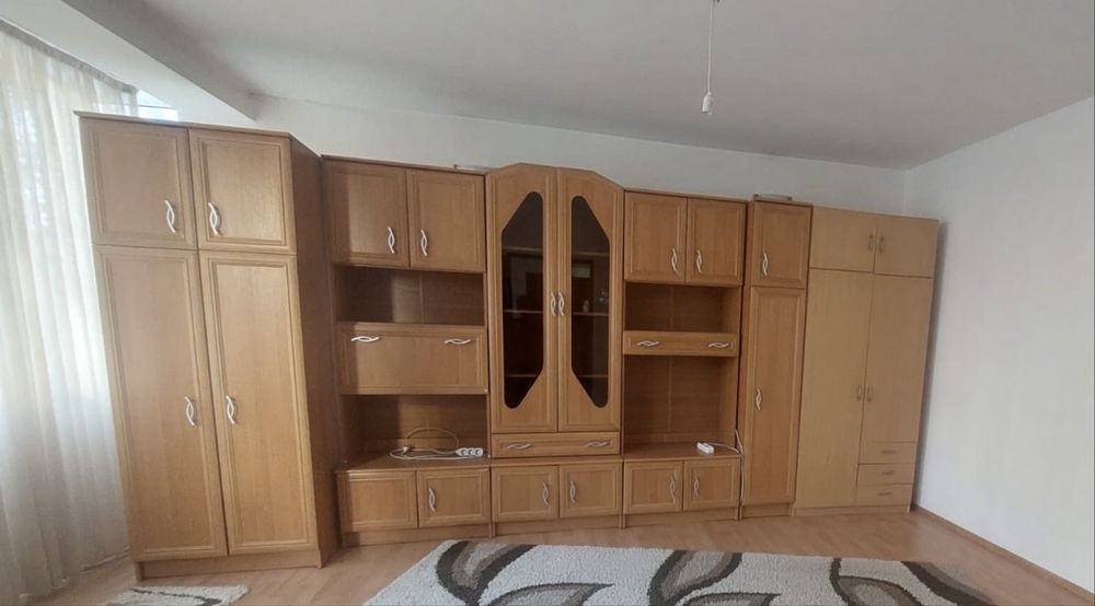 Vând mobilă de living/dormitor