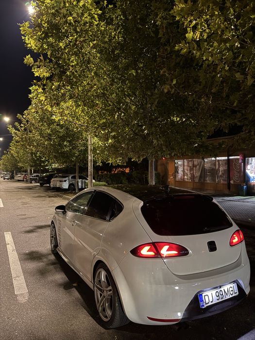 Vand sau Schimb Seat leon 1.4 tsi