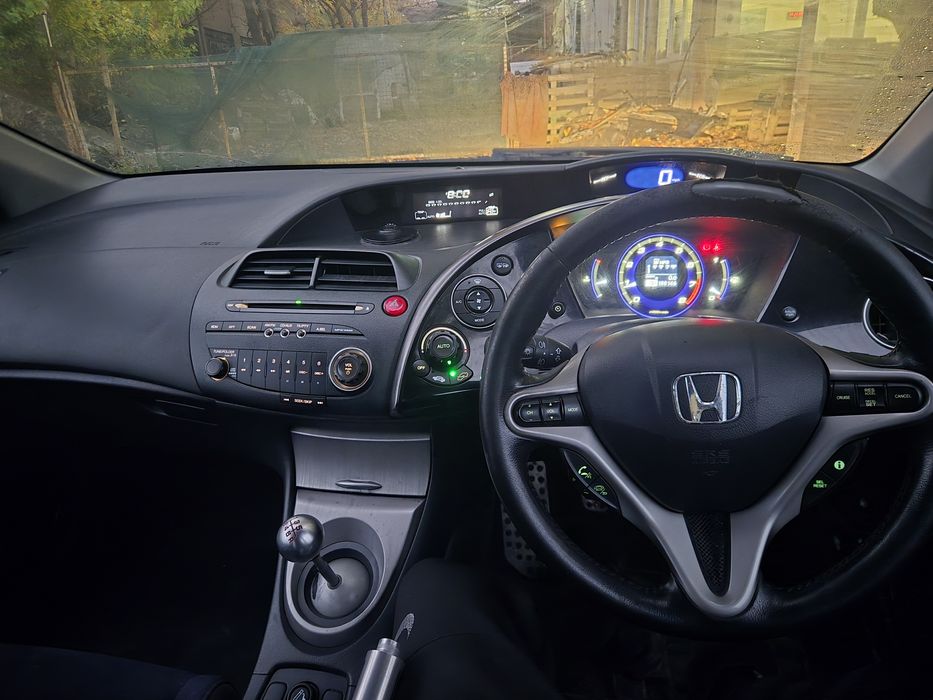 Хонда сивик 1.8 в-тек НА ЧАСТИ