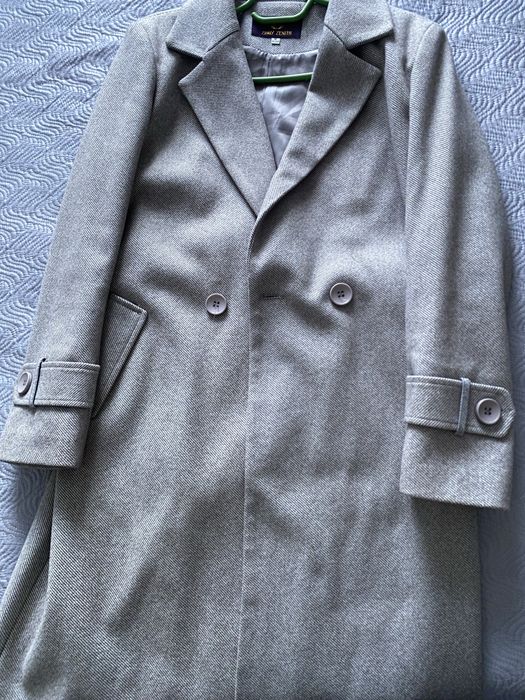 Продается пальто