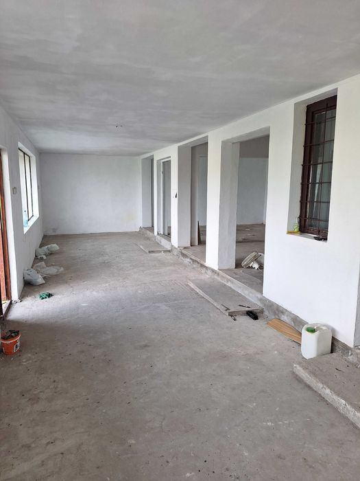 Spatiu de inchiriat almaș