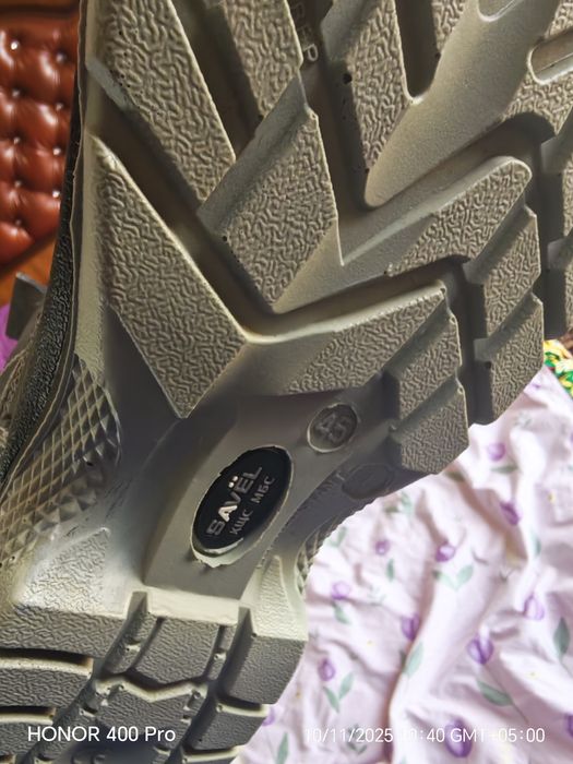 сапоги с защитным металлическим подноском