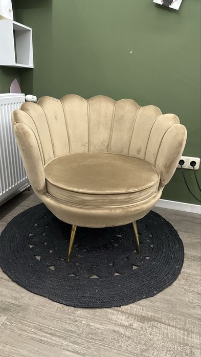 Mobilier salon, machiaj, pat gene tapitat, fotoliu modern