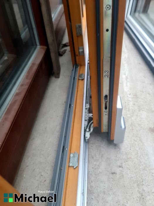 Usa terasa culisanta,lemn masiv,PSK,Austria( Manfred 4084)