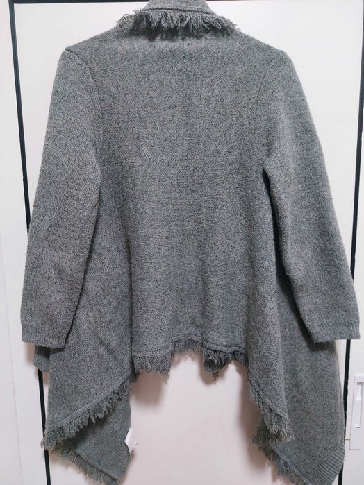 Cardigan cu franjuri
