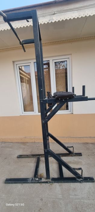 Турник сотилади.         .     .       .