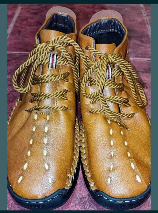 Ghete din piele naturală cusuți manuali