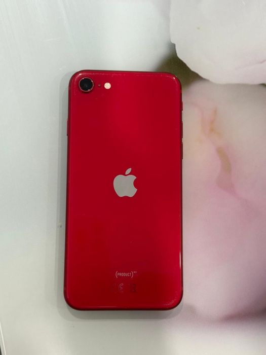 Срочно продам айфон SE