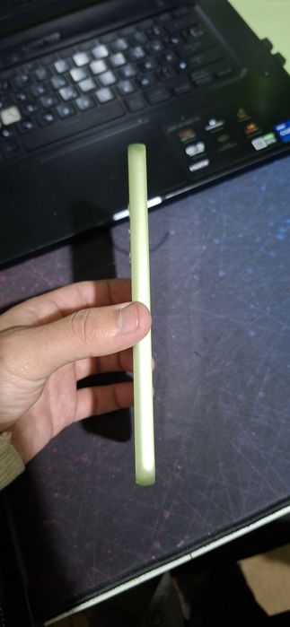 Samsung Galaxy A34 5G Lime
6/128GB
Holati yaxshi 
Korobka yo'