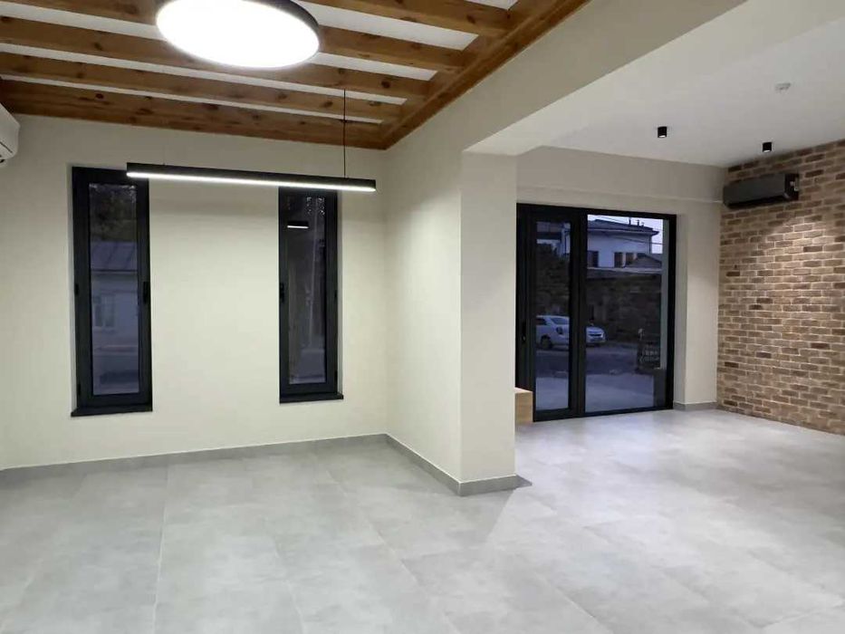 Сдается Коммерческая Помещения Памятник Мирзо У. напротив ITPARK 312*