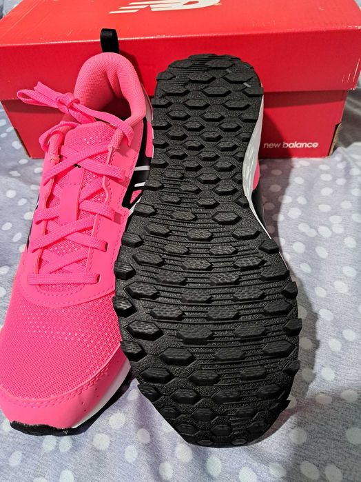 Нови маратонки New balance