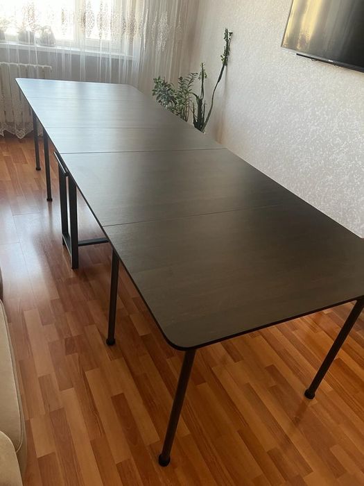 Стол большой в отличном состоянии